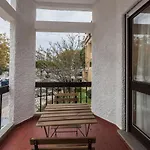 Flh Cascais Homey Apartment With Balcony